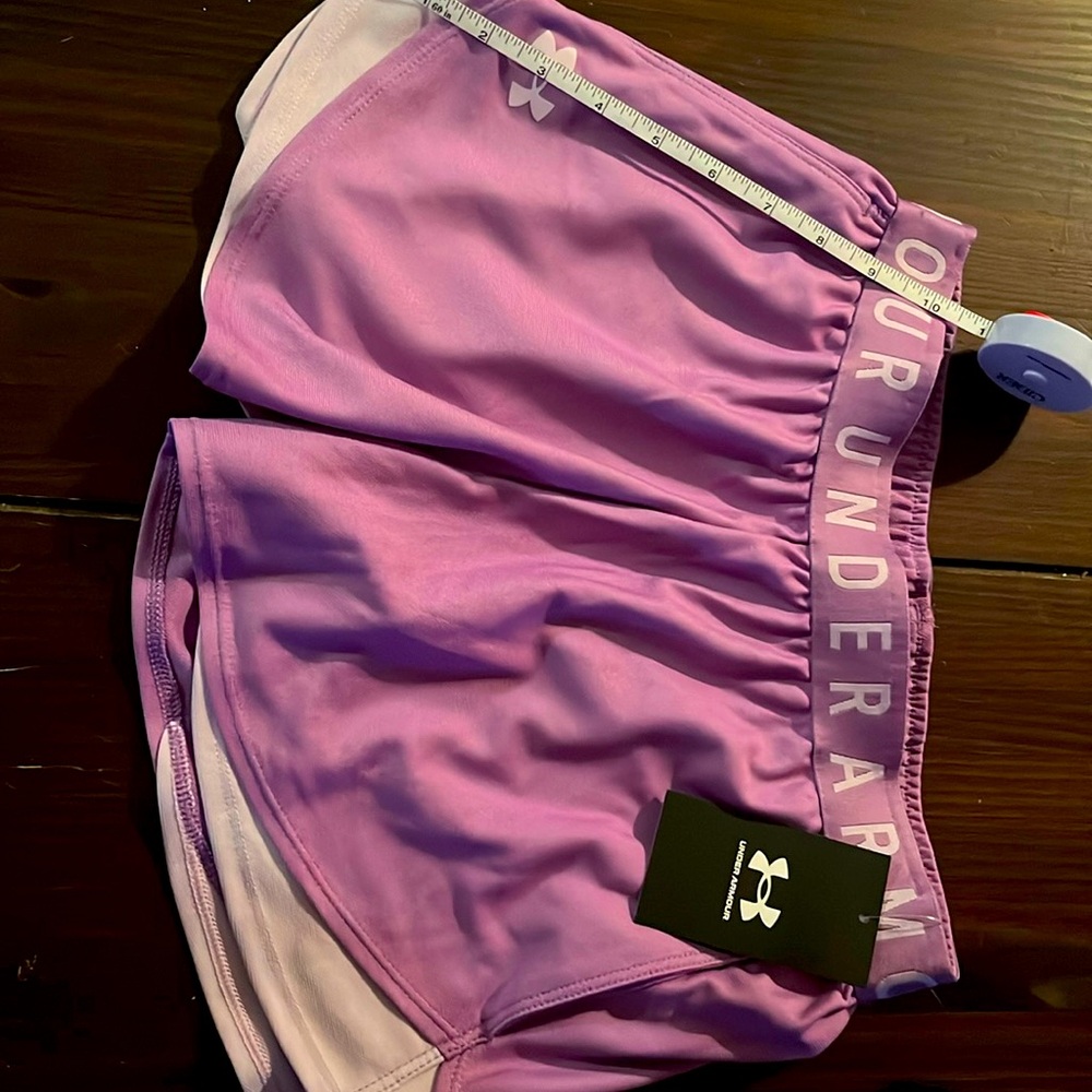Women’s under armor shorts NWT